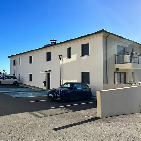 T1 De Standing Avec Vue * Corte (Corsica)