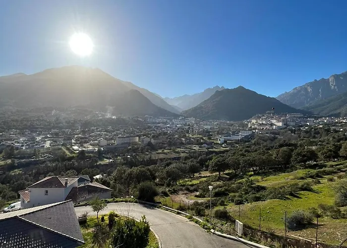 T1 De Standing Avec Vue * Corte (Corsica)